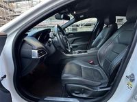 Occasion Jaguar XE R-Sport 180 ch (132 kW) 2015 Berline