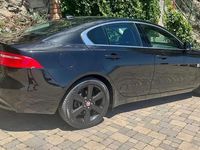 Occasion Jaguar XE Portfolio 180 ch (132 kW) 2015 Noir Berline
