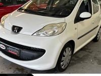 Occasion Peugeot 107 54 ch (39 kW) 2007 Blanc Citadine