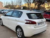 Occasion Peugeot 308 Active 92 ch (67 kW) 2014 Blanc Berline