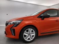 Occasion Renault Clio V Evolution 2024 Orange Berline