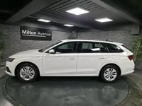 Occasion Skoda Octavia Ambition 116 ch (85 kW) 2023 Blanc Break