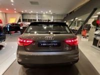 Nouvelle Audi A1 Sportback Design 116 ch (85 kW) 2026 Gris chronos métallisé noir mythe métallisé Citadine