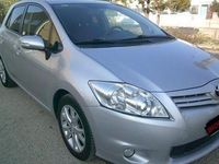 Occasion Toyota Auris Active 91 ch (66 kW) 2011 Argent Berline