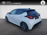 Occasion Toyota Yaris Hybrid 116 ch (85 kW) 2021 Biton blanc lunaire / toit noir Berline