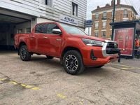 Occasion Toyota HiLux 205 ch (150 kW) 2022 Orange Pick-up