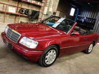 Occasion Mercedes E220 150 ch (110 kW) 1993 Rouge Cabriolet