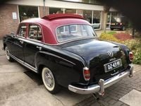 Occasion Mercedes 220 106 ch (77 kW) 1958 Noir Berline