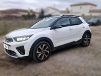 Occasion Kia Stonic GT-Line 120 ch (88 kW) 2023 Blanc SUV