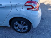 occasion Peugeot 208 1.6 e-HDi 92ch BVM5 Style