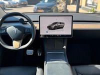 Occasion Tesla Model Y Standard Range 220 kW (300 ch) 2024 Gris SUV