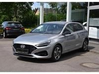 Nouvelle Hyundai i30 101 ch (74 kW) 2025 Argent Berline