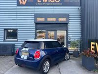 Occasion Mini Cooper D 117 ch (86 kW) 2017 Bleu Citadine