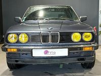 Occasion BMW 318 105 ch (77 kW) 1986 Bleu Berline