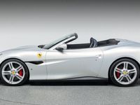 occasion Ferrari Portofino «Tailor made » emodèle unique écran passager