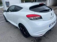 Occasion Renault Mégane III R.S. 266 ch (195 kW) 2012 Blanc Coupé