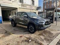 Occasion Toyota HiLux 150 ch (110 kW) 2024 Bronze Pick-up