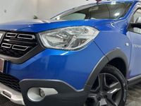 Occasion Dacia Dokker Stepway 91 ch (66 kW) 2017 Bleu Monospace
