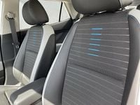 Occasion Kia Stonic 100 ch (73 kW) 2025 Blanc SUV