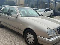 Occasion Mercedes E240 Classic 170 ch (125 kW) 1999 Berline