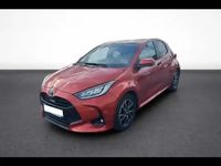 Occasion Toyota Yaris Hybrid Design 116 ch (85 kW) 2022 Rouge intense (n) Berline