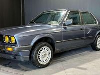 Occasion BMW 318 105 ch (77 kW) 1986 Bleu Berline