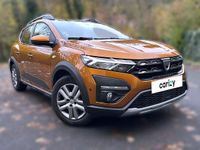 Occasion Dacia Sandero Comfort 101 ch (74 kW) 2022 Orange Berline