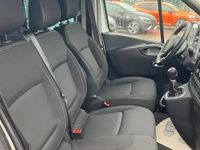 occasion Renault Trafic Combi L2 dCi 145 Energy S&S EDC Intens 2 4 portes Diesel Automatique Gris