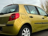 Occasion Renault Clio II Dynamique 75 ch (55 kW) 2006 Citadine