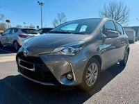 Occasion Toyota Yaris Hybrid Design 101 ch (74 kW) 2018 Gris Citadine