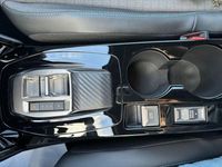 Occasion Peugeot 2008 Allure 130 ch (95 kW) 2023 Blanc nacré SUV