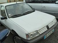 Occasion Peugeot 205 60 ch (44 kW) 1993 Citadine