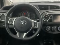 occasion Toyota Yaris 100 VVT-i Dynamic 5 portes Essence Manuelle Noir
