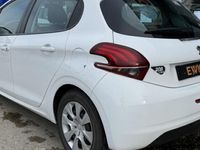 occasion Peugeot 208 GENERATION-I 1.2 PURETECH 70 LIKE