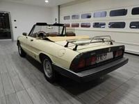 Occasion Alfa Romeo Spider 103 ch (75 kW) 1970 Beige Cabriolet