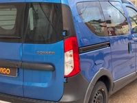 Occasion Dacia Dokker Stepway 91 ch (66 kW) 2017 Bleu Monospace