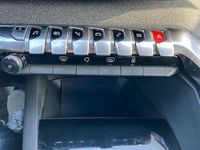 Occasion Peugeot 3008 GT-line 130 ch (95 kW) 2019 Blanc nacré/ tt noir SUV