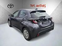 Occasion Toyota Yaris Hybrid 2022 Gris Citadine