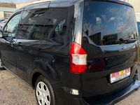 Occasion Ford Tourneo Trend 95 ch (69 kW) 2015 Noir Van