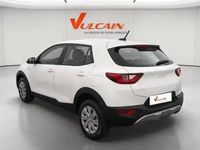 Occasion Kia Stonic 100 ch (73 kW) 2023 Blanc celeste SUV