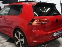 Occasion VW Golf VII GTI 230 ch (169 kW) 2015 Rouge Berline