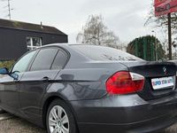Occasion BMW 318 131 ch (96 kW) 2006 Gris Berline