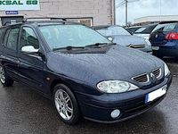 Occasion Renault Mégane GrandTour Expression 110 ch (80 kW) 2000 Bleu Break