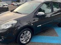 Occasion Renault Clio GrandTour Expression 101 ch (74 kW) 2011 Noir Break