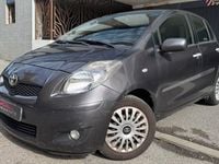 Occasion Toyota Yaris 69 ch (50 kW) 2011 Gris Citadine