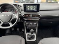 Occasion Dacia Sandero Expression 110 ch (80 kW) 2023 Vert Citadine