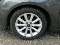 Occasion Ford Focus Titanium 125 ch (91 kW) 2018 Gris Berline