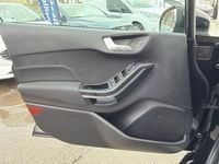 Occasion Ford Fiesta 95 ch (69 kW) 2020 Noir agate Citadine