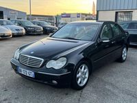 occasion Mercedes C63 AMG ClasseAMG benz 270 cdi 163 ch elegance carnet complet chez