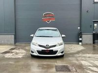 Occasion Toyota Yaris 90 ch (66 kW) 2011 Gris Citadine